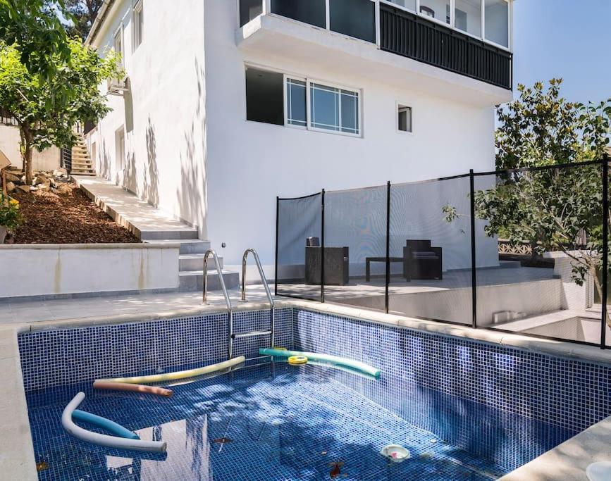 20 Min From Bcn- Charming House W/ Pool & Bbq Area Villa Cervelló Eksteriør bilde
