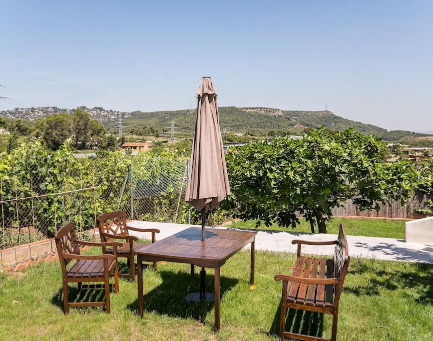 20 Min From Bcn- Charming House W/ Pool & Bbq Area Villa Cervelló Eksteriør bilde